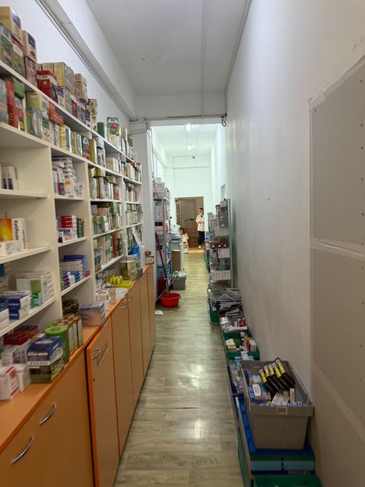 Spatiu Comercial Piata CET  -  TRAFIC PIETONAL INTENS