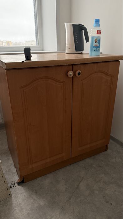 продам кухонный гарнитур 8 000 тыс