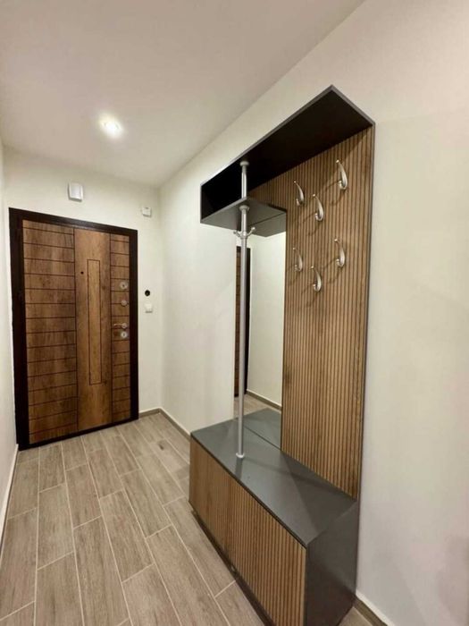 Продава се Тристаен апартамент в Бургас, Възраждане - 65 кв.м за 2431 €/кв.м - Снимка #7