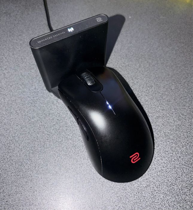 Срочно Продаю Мышь ZOWIE EC3-DW