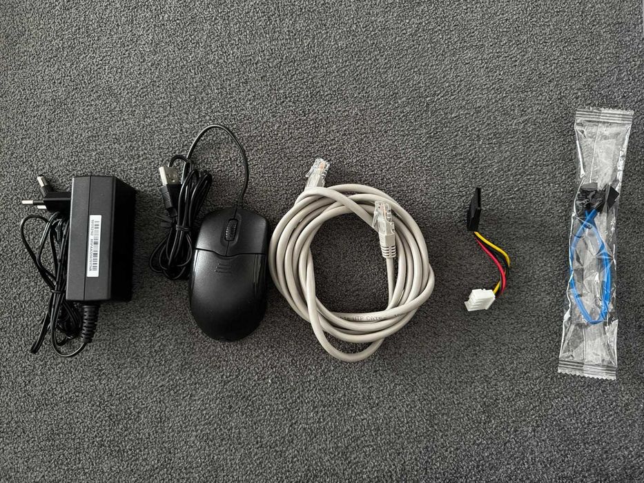 NVR Wireless Hikvision DS-7108NI-K1/W/M(C)