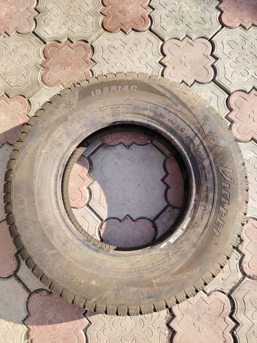Резина  Viatti 185R14C