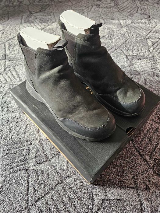 Ghete UGG de piele nabuc impermeabile