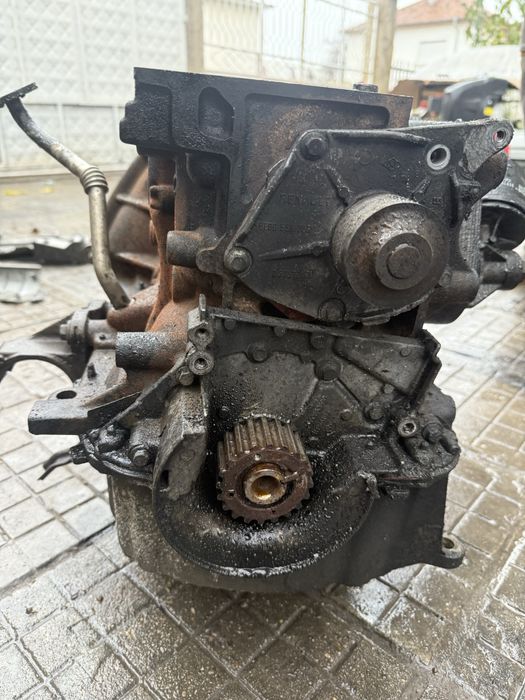 Двигател/Блок 1.5 dci, код К9К, рено, нисан