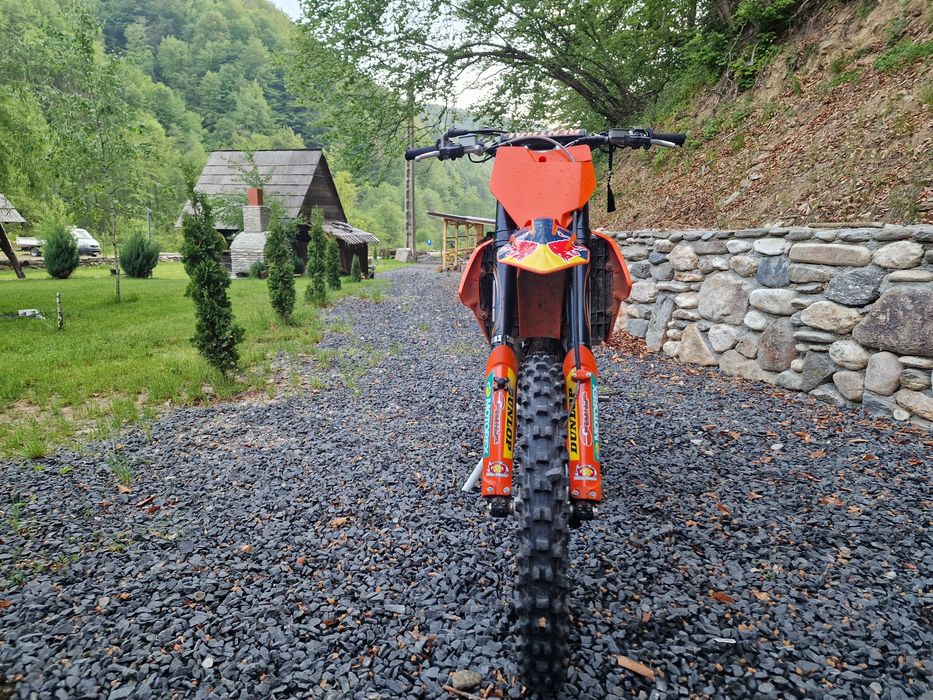 Vând ktm 4t.   impecabil 2018