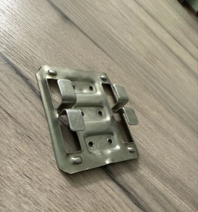 Кляммер основной 4х упорным по  Гранит крепление. Кафел уч