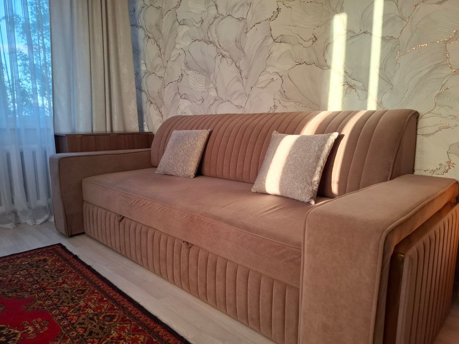 Продам новый диван. Цена 140 тыс.