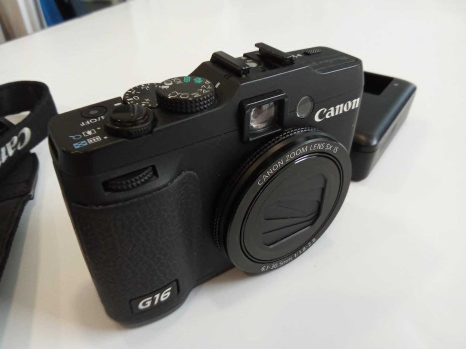 Продавам Canon G16