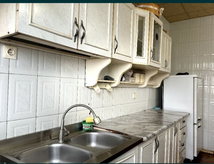 Ижарага квартира кизлар учун.