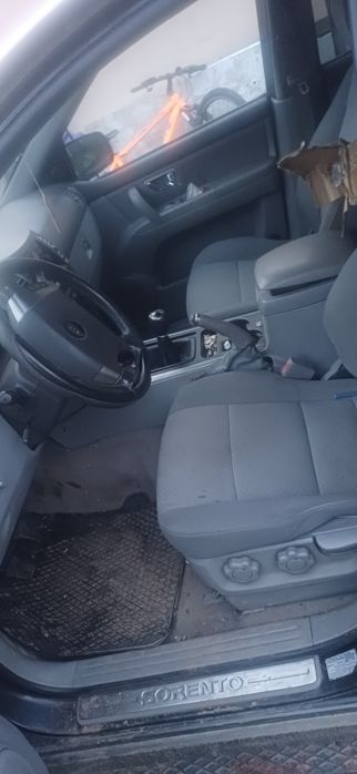 Kia sorento 25 disel.4x4 4x2 stare buna acte expirate fiscal.1800euro schimb