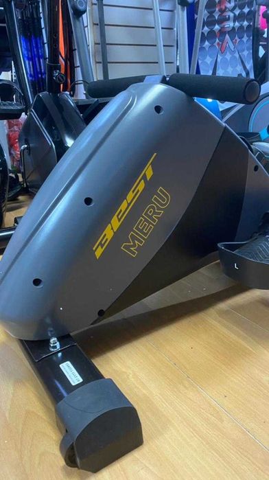 Гребной тренажер