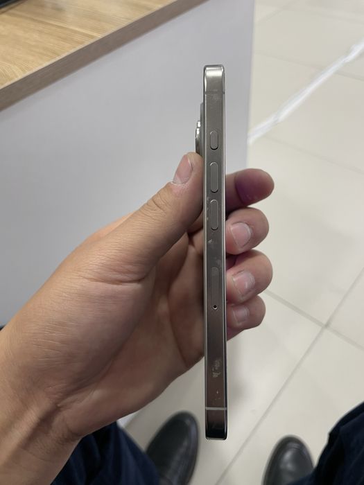 Айфон 16 про 256gb емкость 90%
