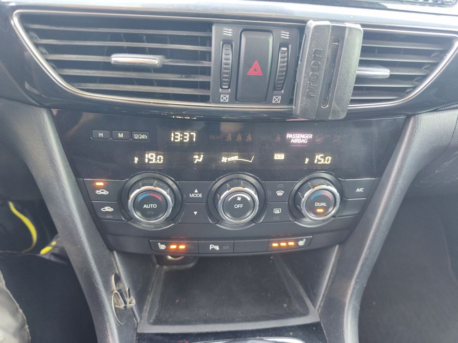 Vând Mazda 6, an 2014  motor 2.2 , 150cp, manuala