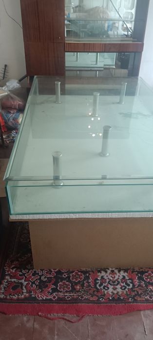 Akvarium stol to'ylar, tadbirkar uchun, sotiladi
