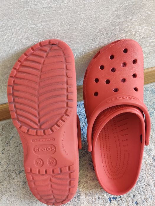 Кроксы  караловые