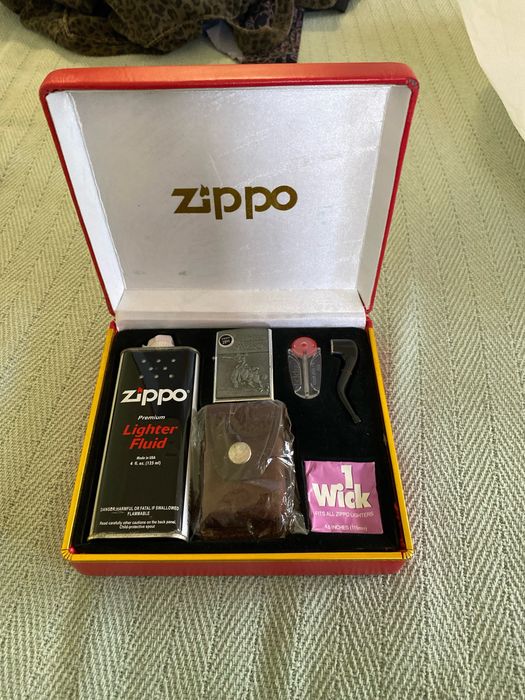 Запалка Zippo комплект с принадлежности