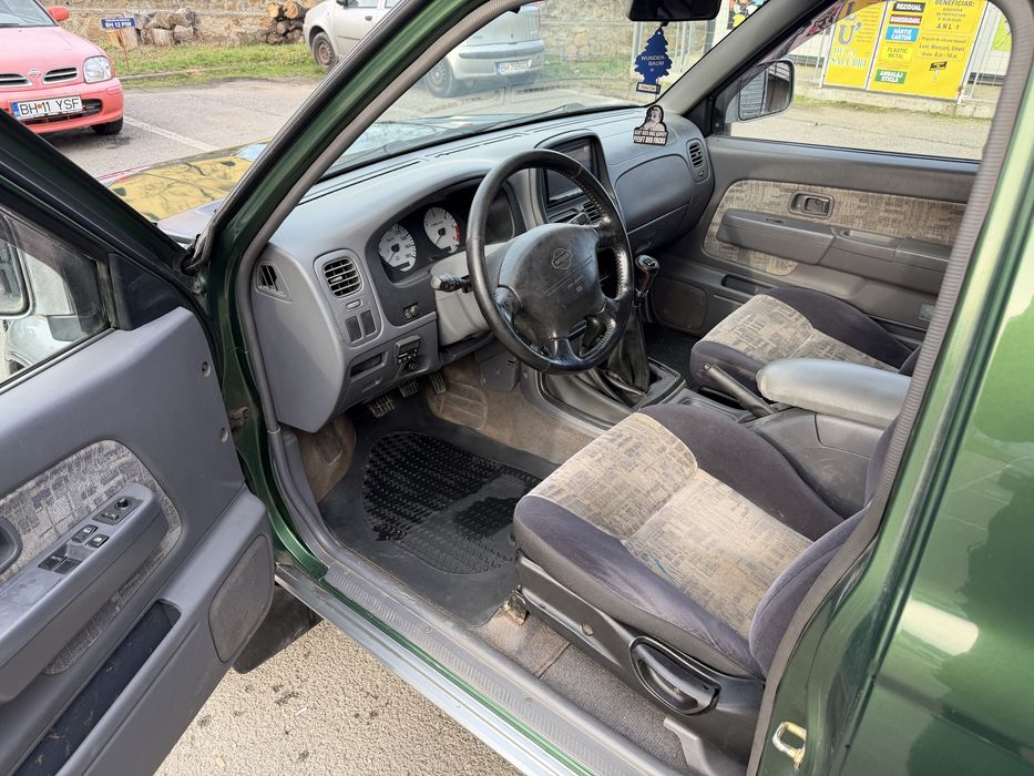 Nissan Navara 2.5 - 2001 - Impecabil