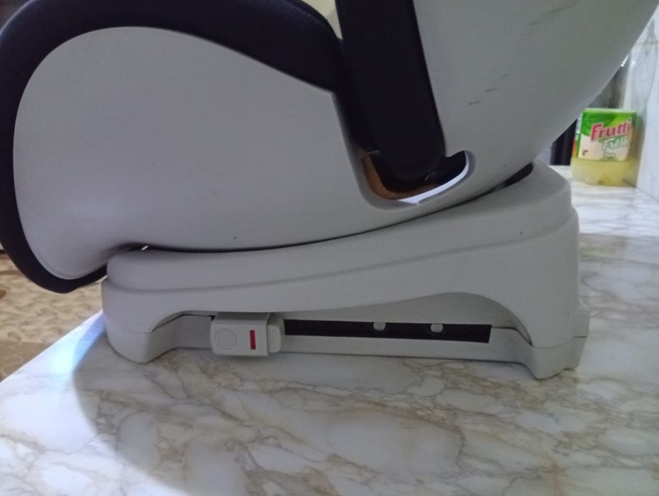 Urgent Scaun auto copii de la prestigiu aproape nou cu reglaje