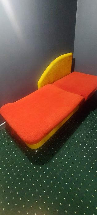 Продам мини диван