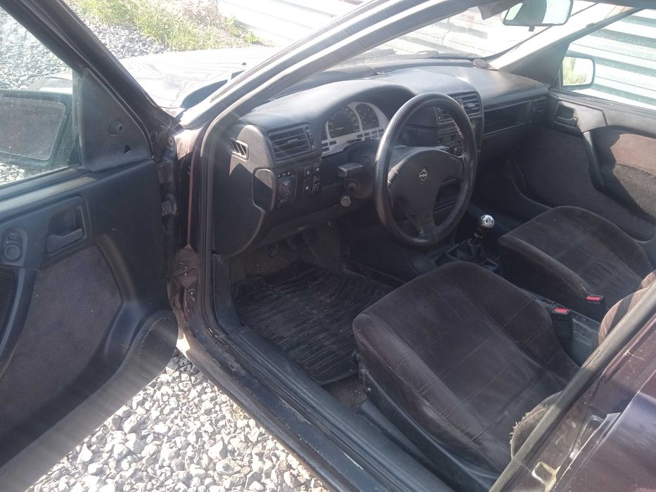 Opel Vectra А 2.0л.
