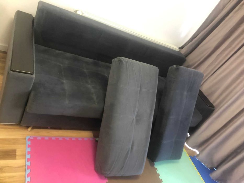 Canapea extensibila pentru living