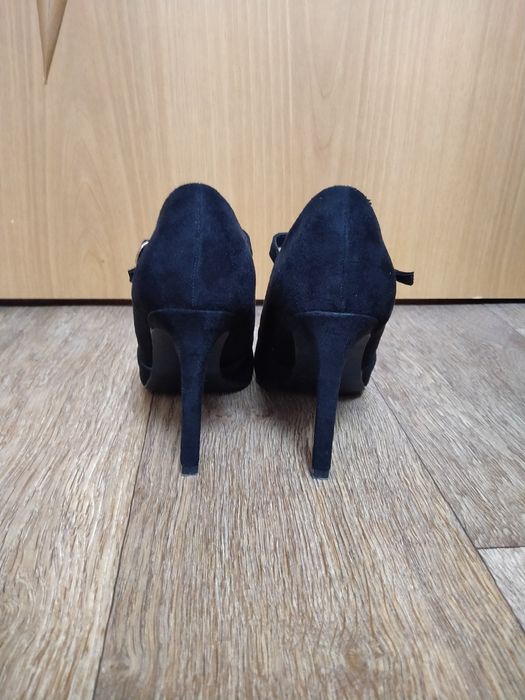 Летняя женская обувь