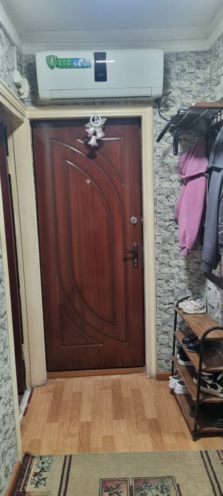 Срочно продаю Квартира 4 мик с мебелью