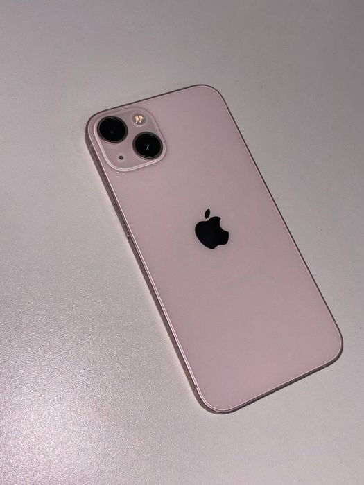 Нифиговый IPhone 13