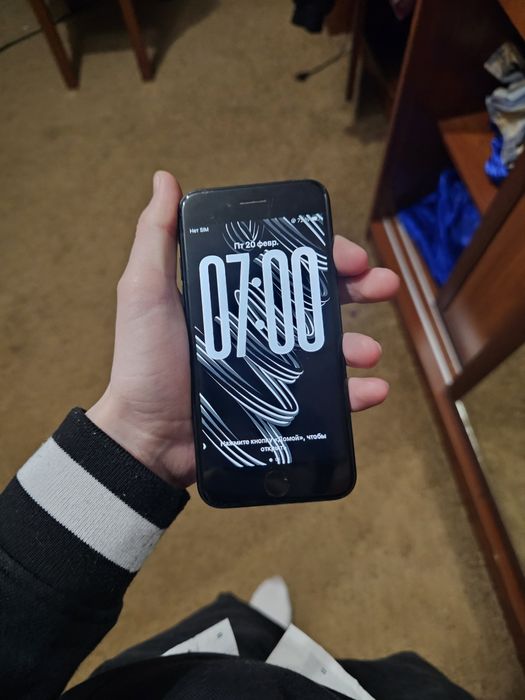 Iphone se 2020 обмен продажа