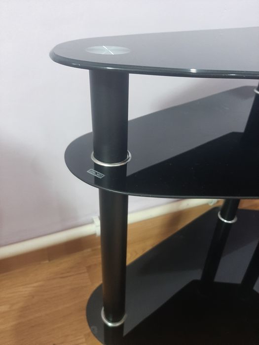 Продам стеклянную тумбу