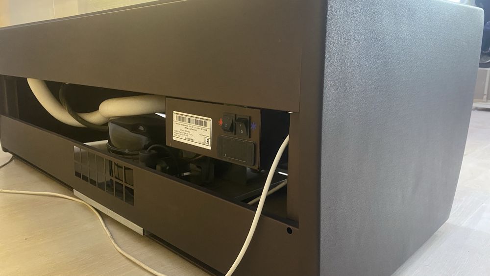 Витринный холодильник