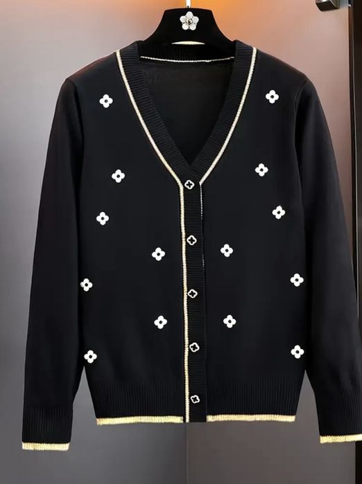 Кардиган с длинными рукавами