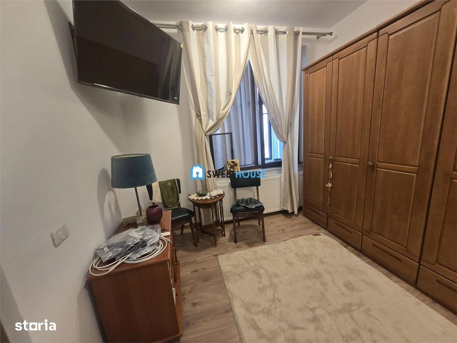 Apartament in casa 3 camere, Zona Ultracentrala
