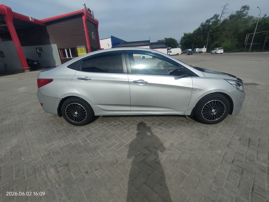 Hyundai Accent 2015