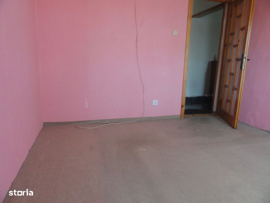 Apartament 3 camere confort 1 MICALACA-ORIZONT, etaj 1 geam la baie