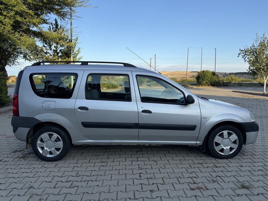 Dacia Logan 7 locuri