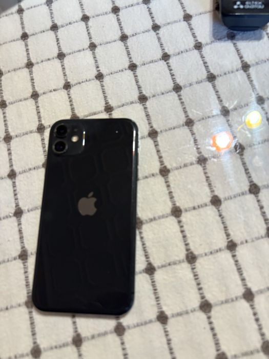 IPhone 11, 128 гб,   б/у в отличном состоянии