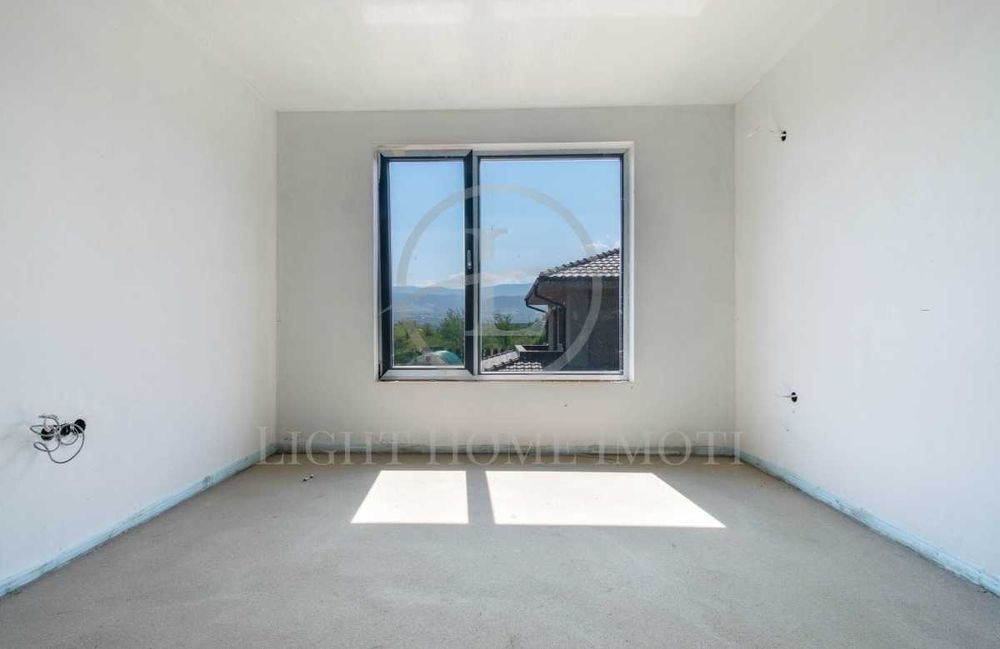 Реф. 2741 Уникална двуетажна къща с двор гараж и паркомясто Беломорски