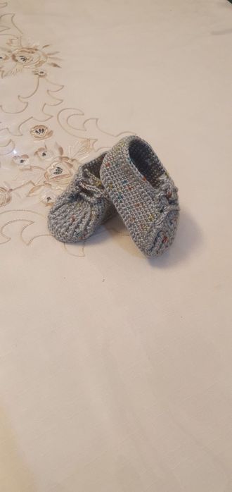 Toʻqilgan shapka va pinetkalar