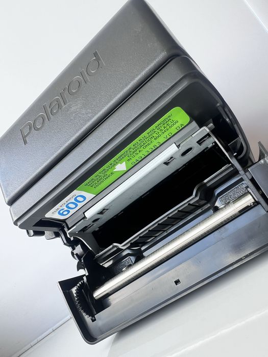 Продам polaroid. Оригинал.