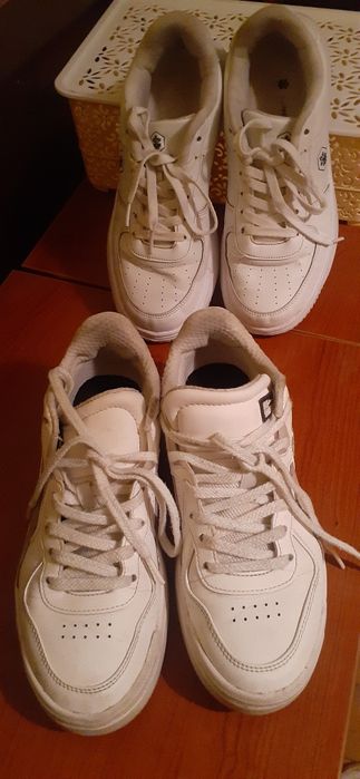 Кроссовки на мальчика 39раз. По 70тыс