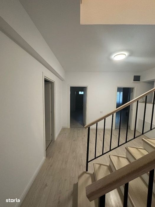 Vila P+1+M cu gradina individuala langa padure-NEGOCIABIL