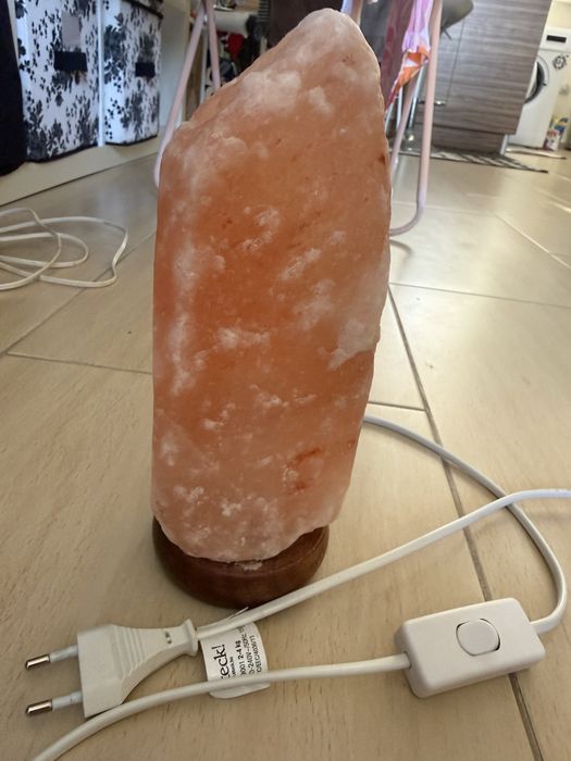 Продавам солна лампа