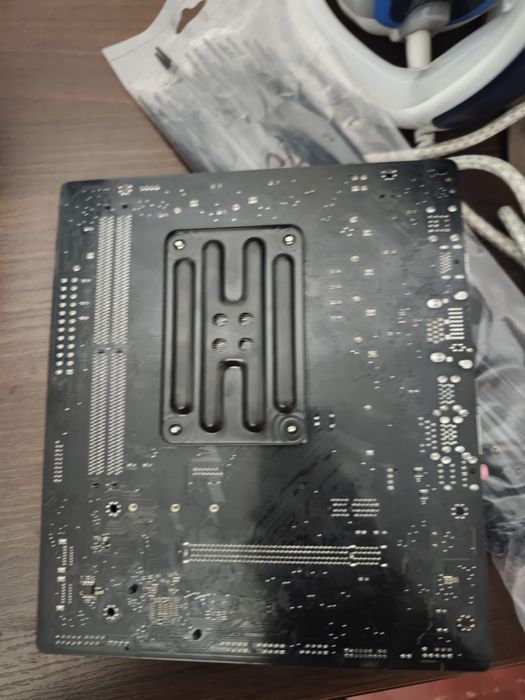 Материнская плата asrock A520M