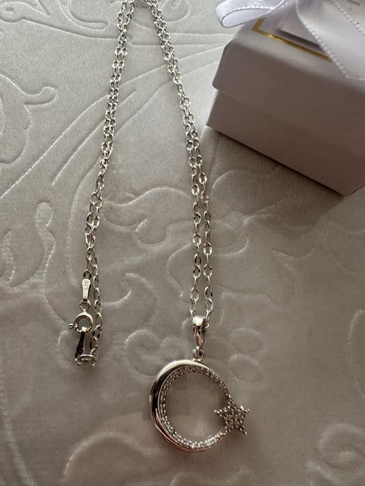 Продам Серебро 925