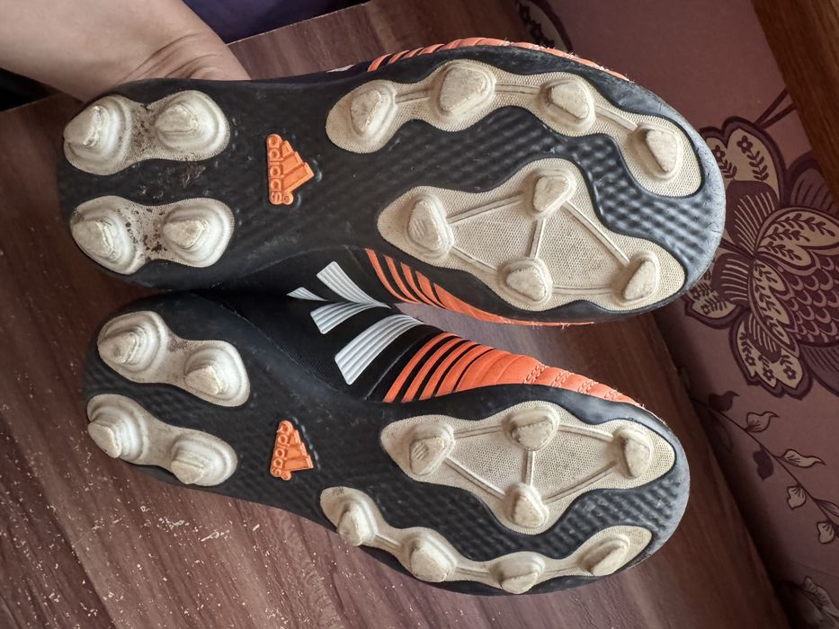Детски бутонки Adidas
