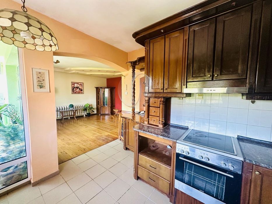 Продава се Етаж от къща в Пловдив, Гагарин - 90 кв.м за 1049 €/кв.м - Снимка #1
