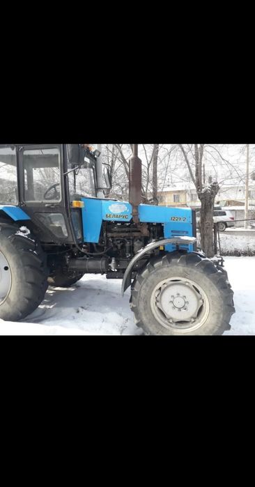 Продаю трактор Беларус