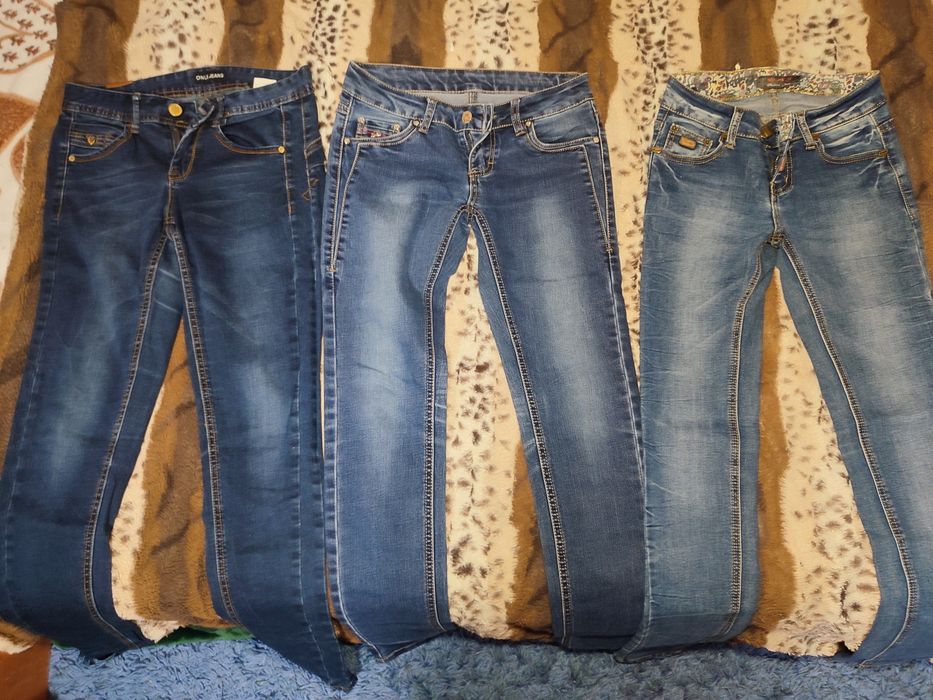 Джинсы и штаны по 2000