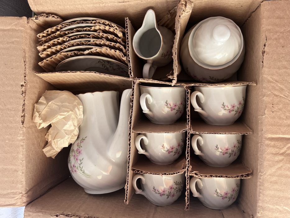 2 Сервиза за Чай